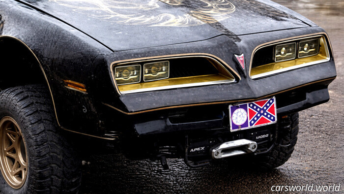 Кто-то собрал внедорожник Firebird из запчастей Lincoln, Dodge и Chevy — и это довольно круто | Carscoops